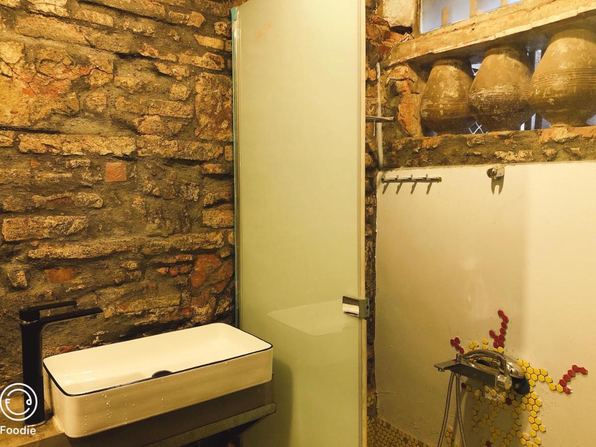 台甕茶室青年旅館 Tai-Wong Tatami Room Hostel Tainan Exterior foto